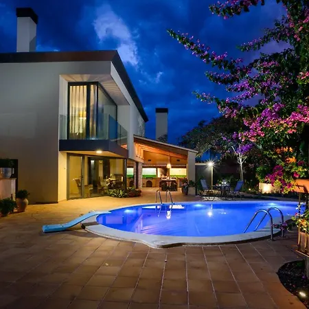 Holiday home Casa Deluxe Alt Emporda Costa Brava - Private Swimming Pool Vilabertran