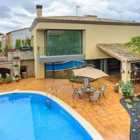 Casa Deluxe Alt Emporda Costa Brava - Private Swimming Pool Сasa de vacaciones *