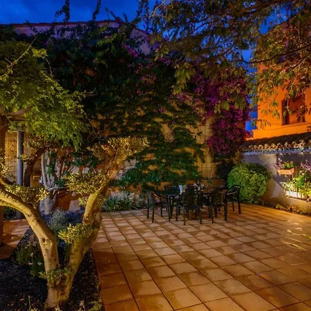 Casa Deluxe Alt Empordà Costa Brava - Private Swimming Pool Hébergement de vacances